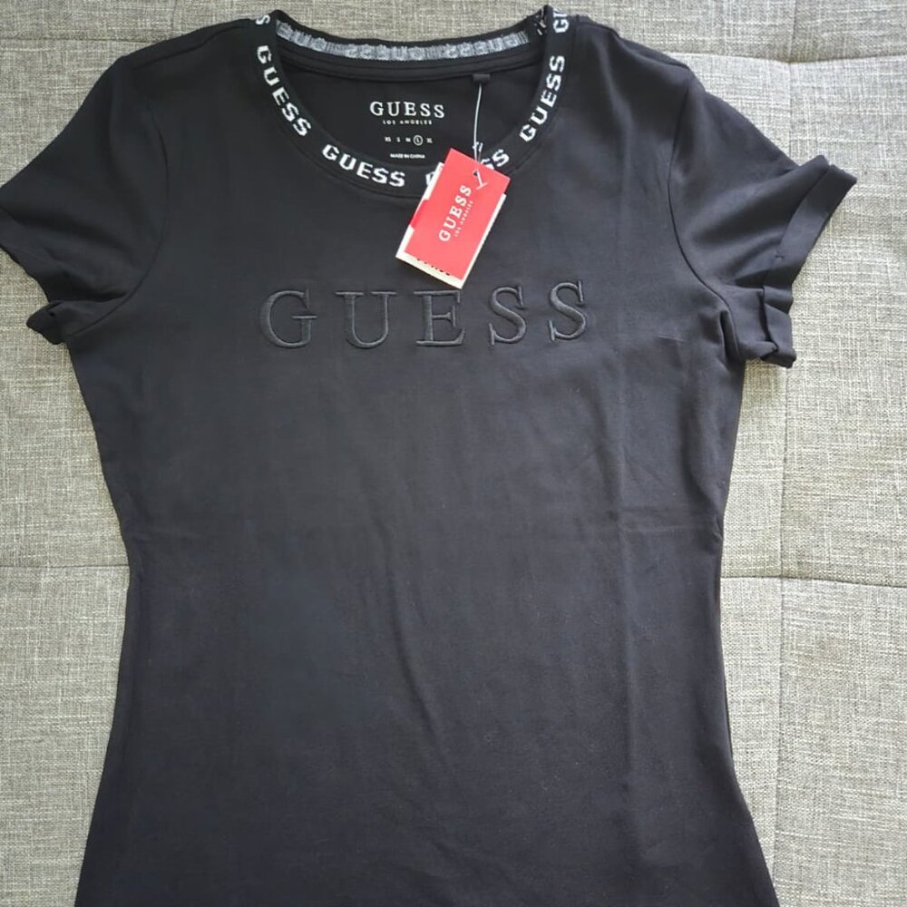 Guess Women’s Logo Tee – Black – Size L